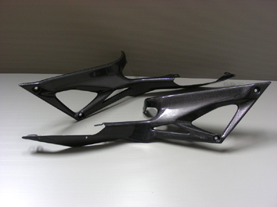 cmコンポジット_DUCATI1098_カーボンサイドカバー